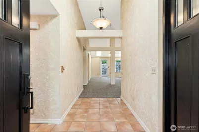 24311 SE 41st Place #10, Sammamish, WA 98029 - Photo 6