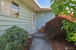 3532 SW 171st St, Burien, WA 98166 - Photo 2