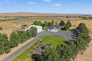 2328 Rd 10 2 NE, Moses Lake, WA 98837 - Photo 2