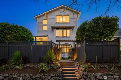 5625 35th Avenue SW, Seattle, WA 98126 - Photo 2