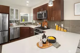 1741 NW 60th St, Seattle, WA 98107 - Photo 10