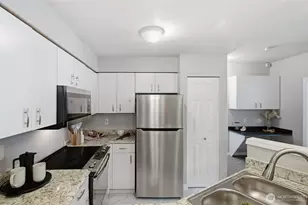 15300 112th Ave NE, Bothell, WA 98011 - Photo 6