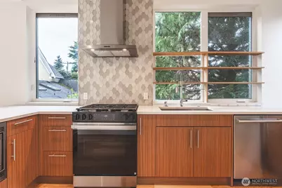 612 N 45th Street #C, Seattle, WA 98103 - Photo 18