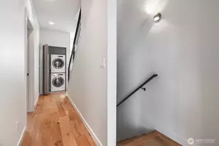 612 N 45th St, Seattle, WA 98103 - Photo 22