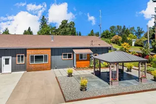 3275 Bennett Dr, Bellingham, WA 98225 - Photo 2