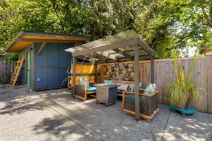 2007 NE 137th St, Seattle, WA 98125 - Photo 28