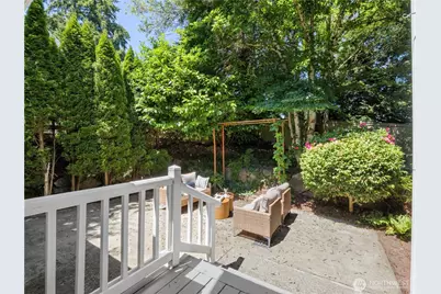 4170 244th Place SE, Sammamish, WA 98029 - Photo 6