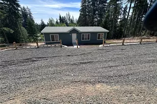 1561 E Trails End Dr, Belfair, WA 98528 - Photo 2