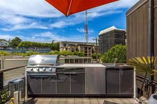 301 Lee St, Seattle, WA 98109 - Photo 28