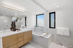 301 Lee St, Seattle, WA 98109 - Photo 8