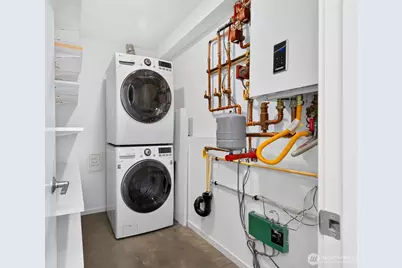 339 16th Avenue E #B, Seattle, WA 98112 - Photo 8