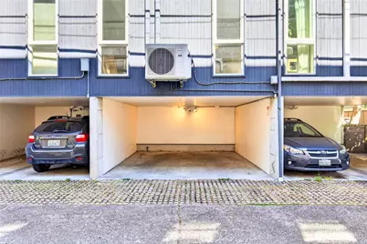 339 16th Avenue E #B, Seattle, WA 98112 - Photo 32