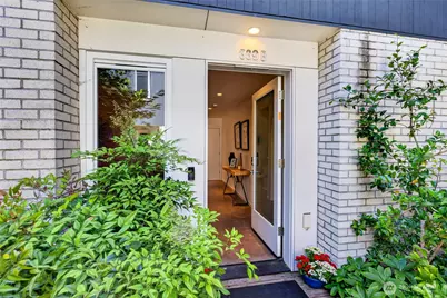 339 16th Avenue E #B, Seattle, WA 98112 - Photo 4