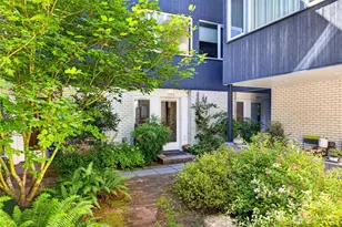 339 16th Ave E, Seattle, WA 98112 - Photo 2
