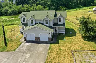 735 Crystal Springs Road NW, Yelm, WA 98597 - Photo 32