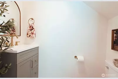 4650 Nooksack Loop, Mount Vernon, WA 98273 - Photo 8