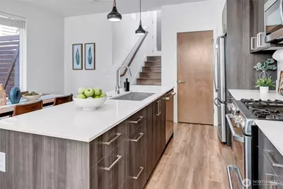 4024 Martin Luther King Jr Way S #B, Seattle, WA 98108 - Photo 6