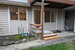 2224 NE 197th Pl, Shoreline, WA 98155 - Photo 6