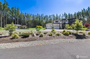 7233 184th St NW, Stanwood, WA 98292 - Photo 24