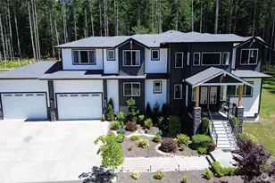 7233 184th St NW, Stanwood, WA 98292 - Photo 2