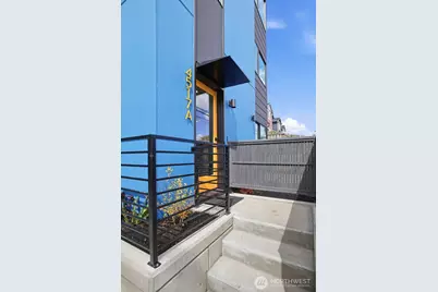 4517 35th Avenue S #A, Seattle, WA 98118 - Photo 2