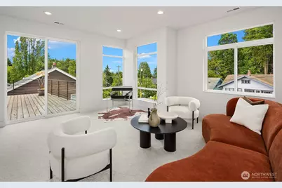 1729 34th Avenue, Seattle, WA 98122 - Photo 14
