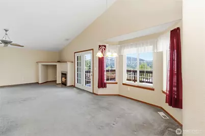 912 Edinburgh Court, Kelso, WA 98626 - Photo 12