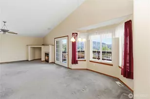 912 Edinburgh Ct, Kelso, WA 98626 - Photo 12