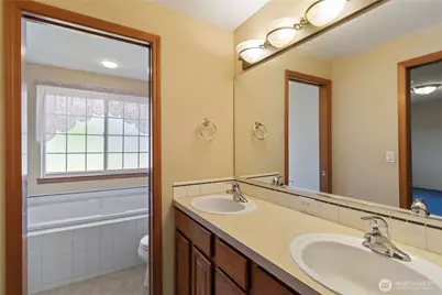 912 Edinburgh Court, Kelso, WA 98626 - Photo 24