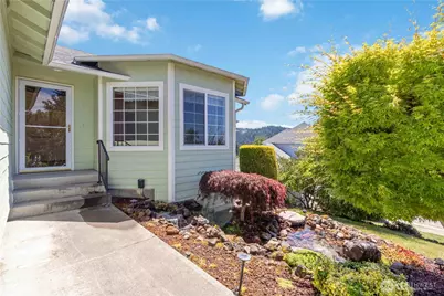 912 Edinburgh Court, Kelso, WA 98626 - Photo 4