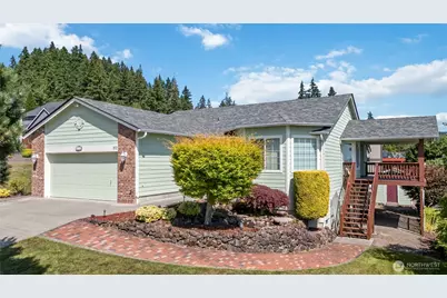 912 Edinburgh Court, Kelso, WA 98626 - Photo 2
