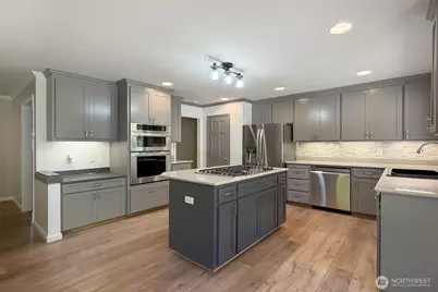 2717 264th Court NE, Redmond, WA 98053 - Photo 8