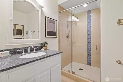13133 Holmes Point Drive NE, Kirkland, WA 98034 - Photo 24
