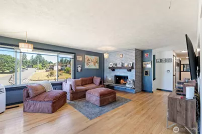 1803 S 232nd Street, Des Moines, WA 98198 - Photo 4
