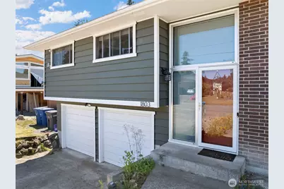 1803 S 232nd Street, Des Moines, WA 98198 - Photo 2