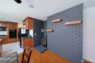1225 SW Barrington Dr, Oak Harbor, WA 98277 - Photo 18