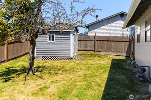 1225 SW Barrington Dr, Oak Harbor, WA 98277 - Photo 32