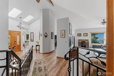 3870 Sunridge Ln, Wenatchee, WA 98801 - Photo 6