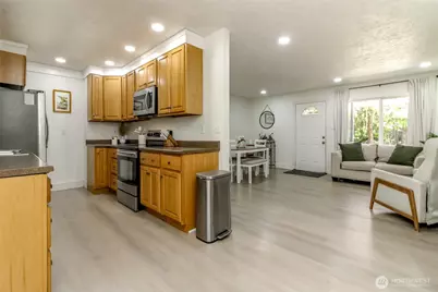 12524 Bingham Avenue E, Tacoma, WA 98446 - Photo 12