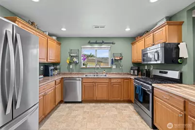 415 Sterling Street, Sedro Woolley, WA 98284 - Photo 18