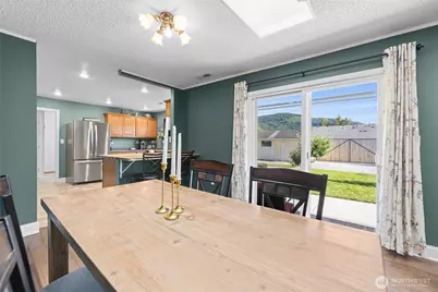 415 Sterling Street, Sedro Woolley, WA 98284 - Photo 14