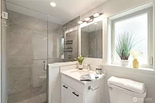 9745 Evanston Ave N, Seattle, WA 98103 - Photo 22