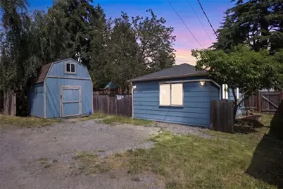 9745 Evanston Avenue N #B, Seattle, WA 98103 - Photo 1