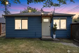 9745 Evanston Ave N, Seattle, WA 98103 - Photo 6