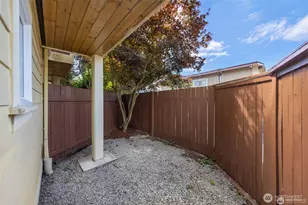 5033 12th Ave NE, Seattle, WA 98105 - Photo 16