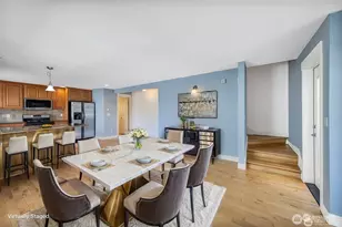 5033 12th Ave NE, Seattle, WA 98105 - Photo 2
