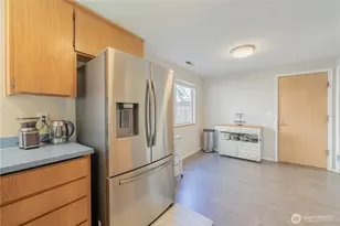 13810 56th Dr SE, Everett, WA 98208 - Photo 16