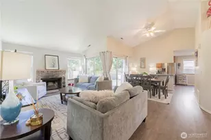 13810 56th Dr SE, Everett, WA 98208 - Photo 6