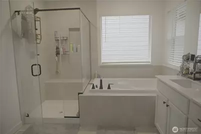 19232 SE 112th Pl SE, Kent, WA 98031 - Photo 14