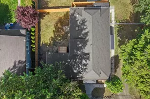 505 Burnett Ave S, Renton, WA 98057 - Photo 24